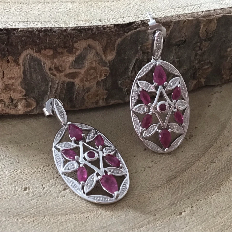 Diamond and Ruby set in 9ct White Gold Oval Filigree Vintage Earrings - Image 4 of 4