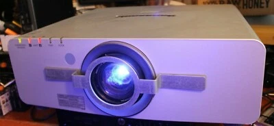 Panasonic PT-D6000 PT-D6000US 6500 Lumen Projector Standard Lens Large Venue - Image 1 of 4