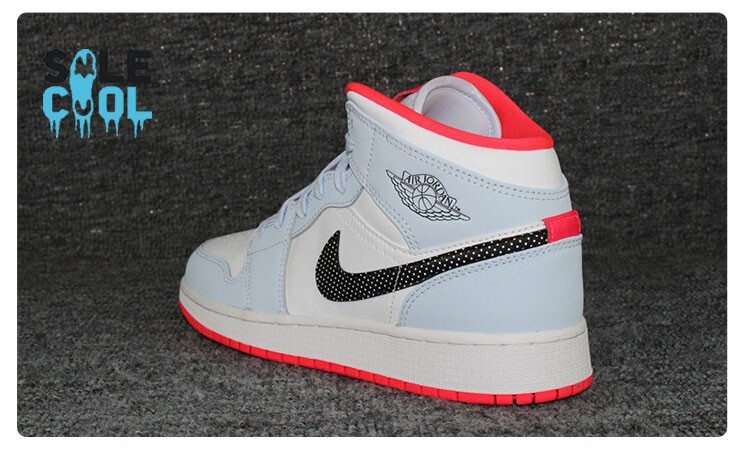 靴 AIR JORDAN 1 MID 1GS K555112 061BLK/WHT Amazon.com | Air Jordan 1 Mid WMNS Sneakers, White/Black