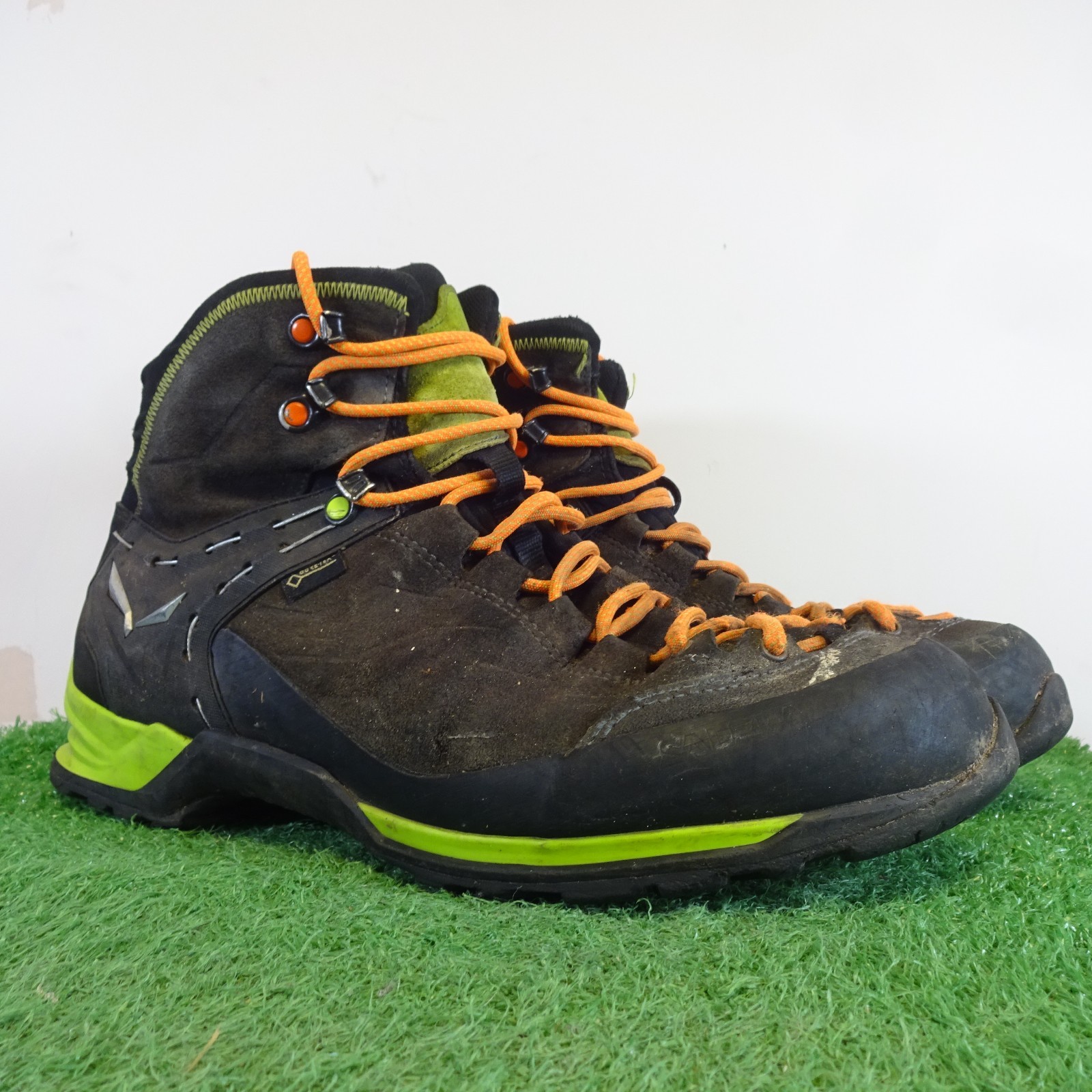 Botas de Senderismo Salewa Talla 10 Para Hombres Entrenador de Montaña Mid GTX Gore-Tex Zapato de Trekking
