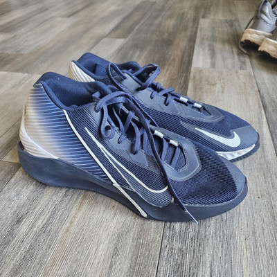 Nike G.T. Jump Academy basketball shoes - NAVY