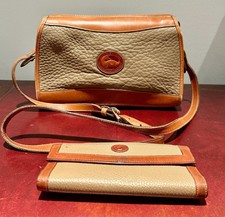 VINTAGE DOONEY BOURKE KHAKI SHOULDER BAG WITH DARKER TRIM MATCHING WALLET