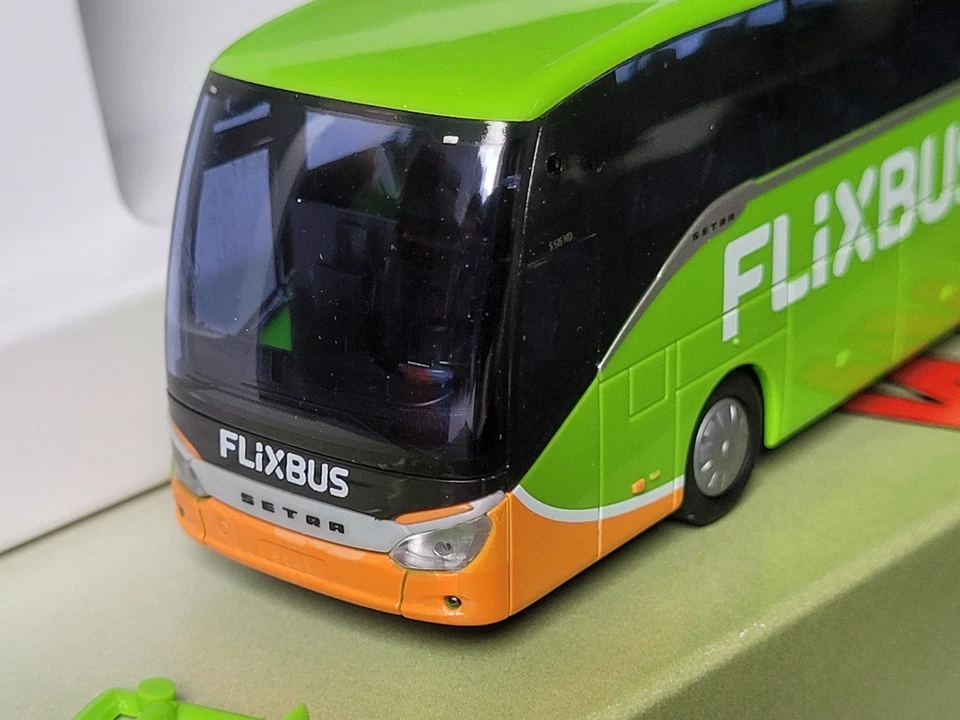 Setra S516 HD Flixbus Amsterdam - Paris  AWM 58845.1 - Bild 3 von 4