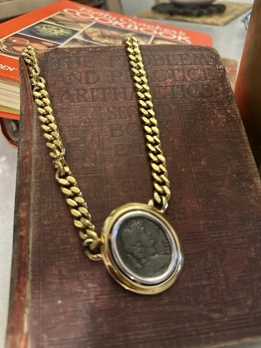 Vintage CINER Coin Pendant Necklace Gold Black Curb Link Chain costume Jewelry