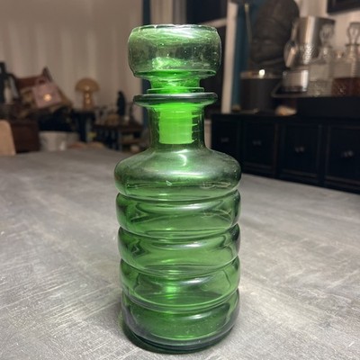 Vintage Empoli Green Glass Decanter Bottle Ribbed 24 Oz Made In Italy 9.5 