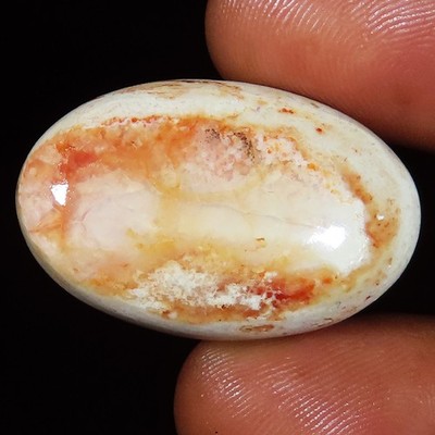 37.05 Ct Mexikanischer Feueropal Oval Cabochon Natürlicher Opal 21x33x7 mm PY225