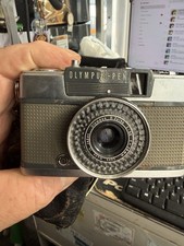  Near MINT Olympus PEN EE-2 Half Frame 35mm Film Camera - Tested - Japan
