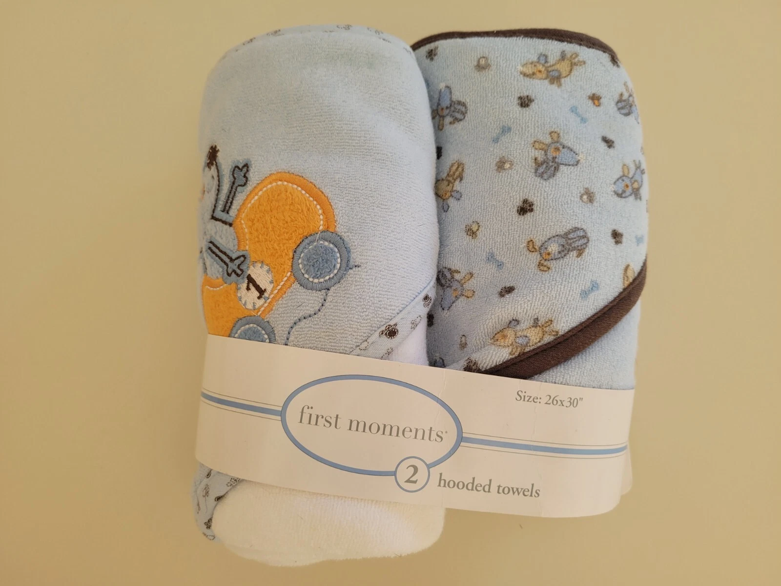 FIRST MOMENTS Hooded Towels 26 X 30 Puppy Dog Race Car Bones Sweet Blue