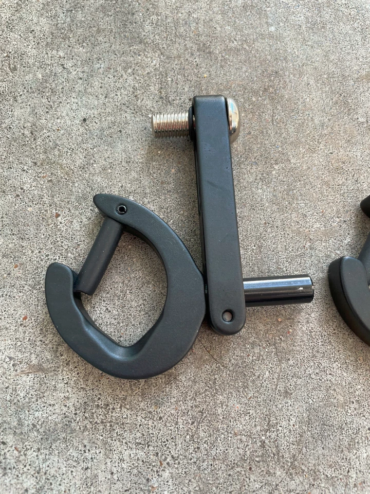 2 QTY Black Bowfishing Rest Right or Left Hand Fishing Bow and Arrow Accessories - Image 3 of 4