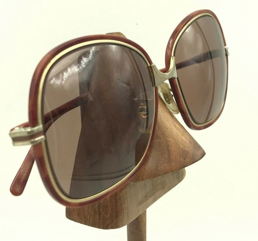 Vintage Tura 550 Cherry Tortoise Gold Metal Butterfly Sunglasses FRAMES ONLY - Image 2 of 4