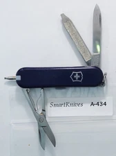Victorinox Signature Swiss Army knife (dark blue). Used/retired, excellent #A434