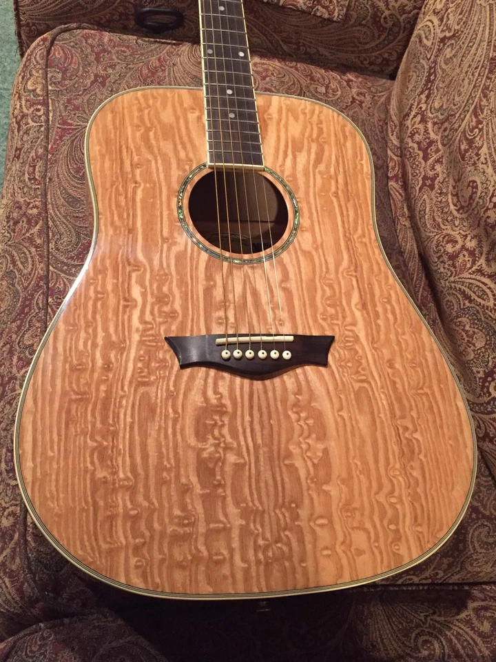 DEAN AX DQA GN - Guitarra Acústica Natural Dreadnought Acolchada Brillo Ceniza y Bolsa de Concierto Foto 2 de 4