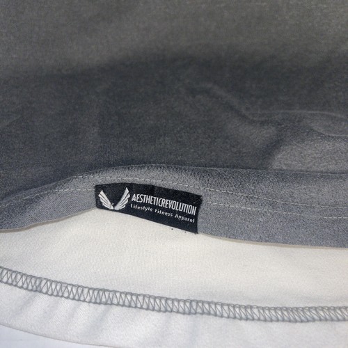 Aesthetic Revolution Men’s Shirt Size L - Picture 3 of 5