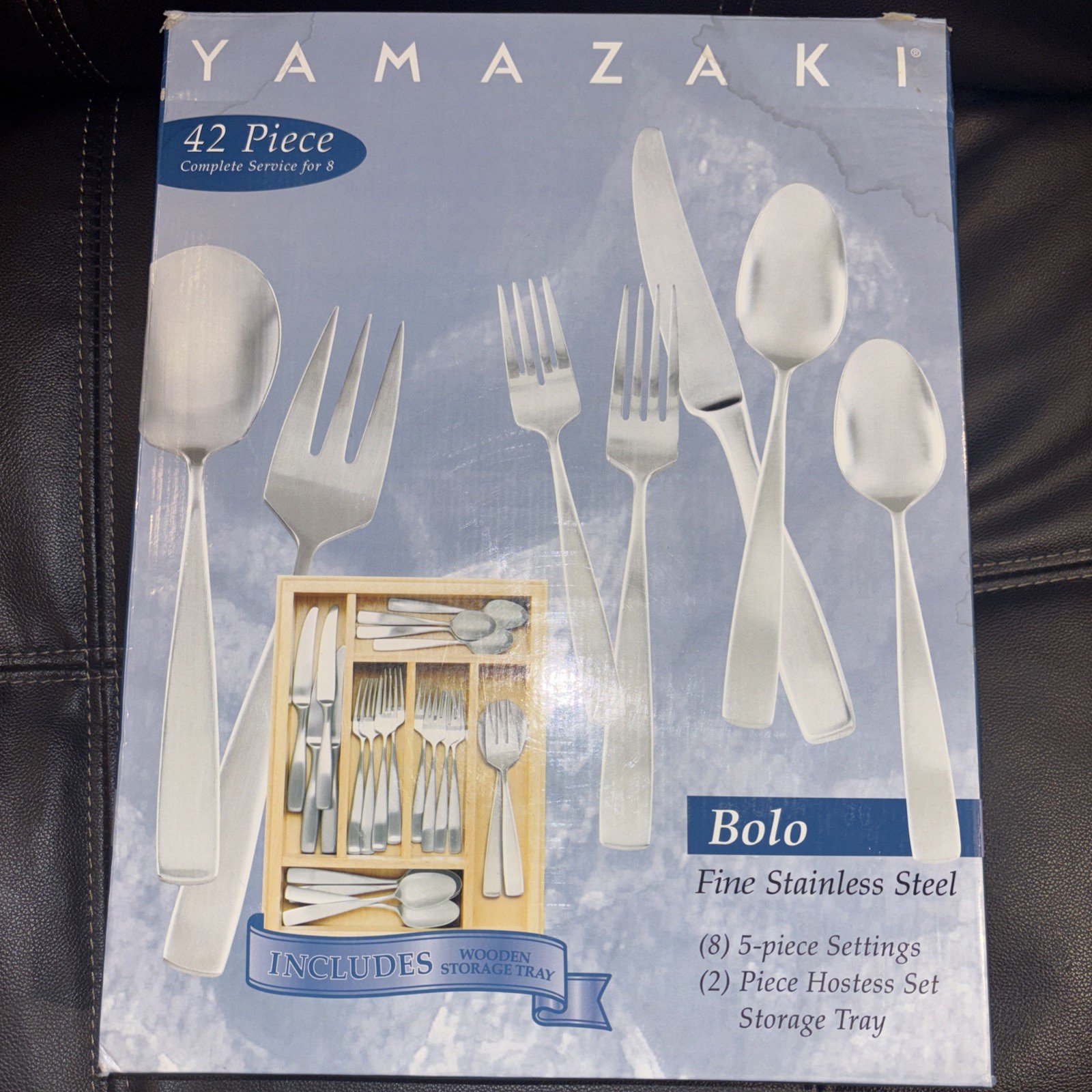 Yamazaki Bolo Fine Stainless Steel 42 Piece Set For 8 Includes Wood Storage Tray