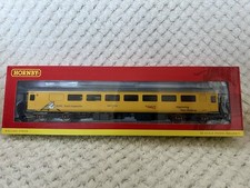 Hornby R4928 Network Rail MK2F PLPR Coach OO Gauge