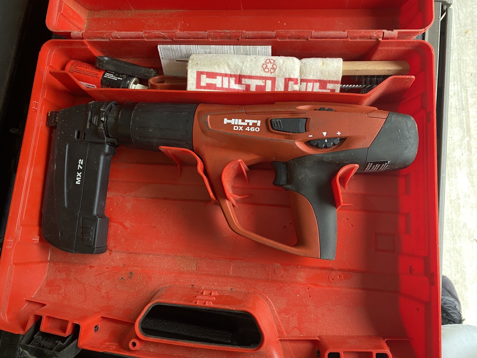 Hilti DX 460MX Fully Automatic PowderActuated Fastening Tool (370448