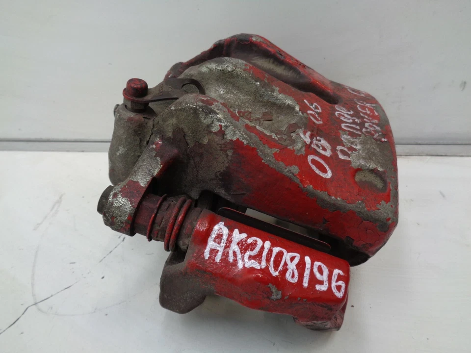 06-09 Pinza de freno delantera izquierda lado del conductor Land Rover Range Rover OEM AK2108196 Foto 4 de 4