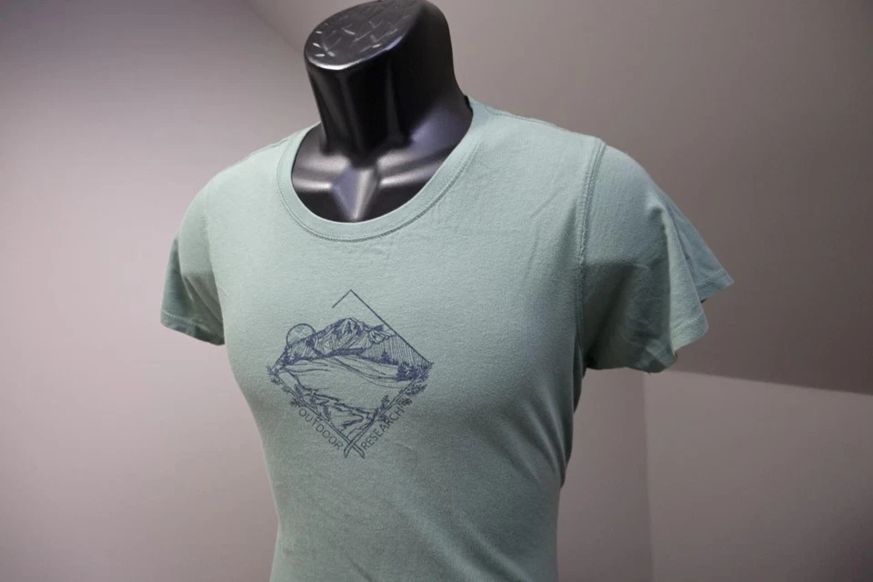 Camiseta deportiva de manga corta verde Outdoor Research para mujer talla mediana Foto 3 de 4