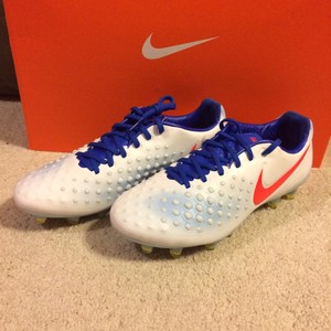 nike magista opus fg white