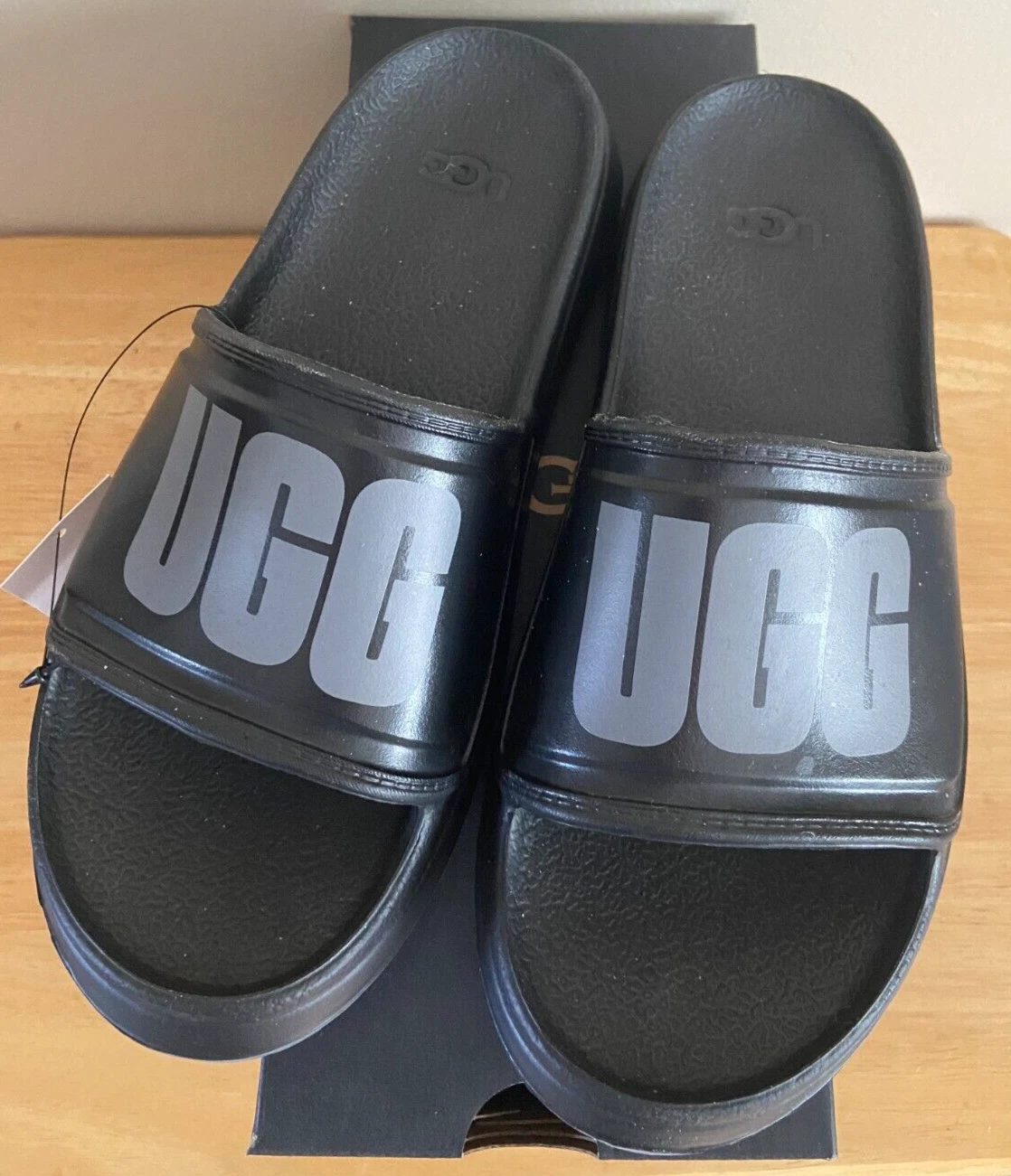UGG WILCOX SLIDE NERO TAGLIA 8 NUOVO IN SCATOLA