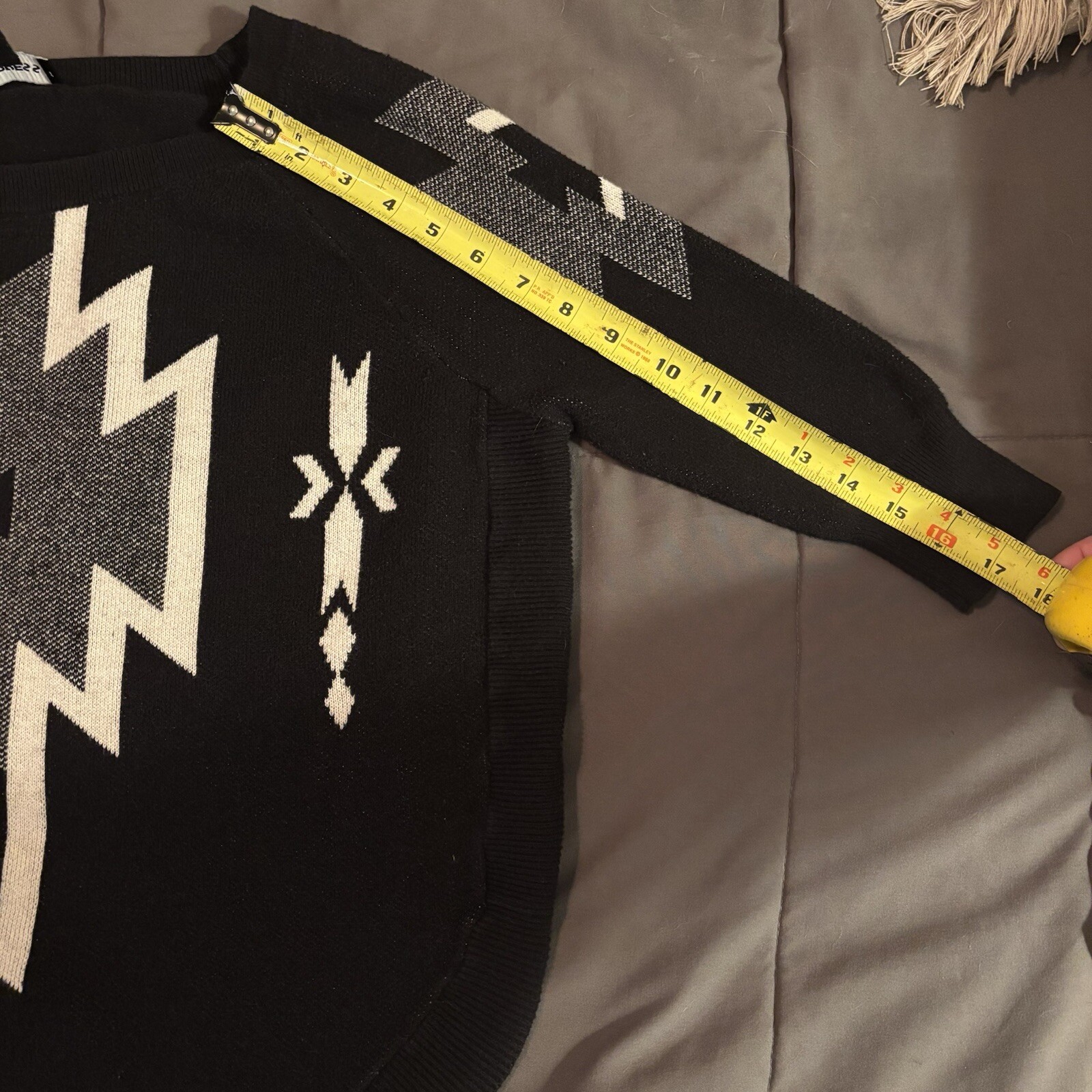 Express patterned Pullover Sweater - Size XS - image 4