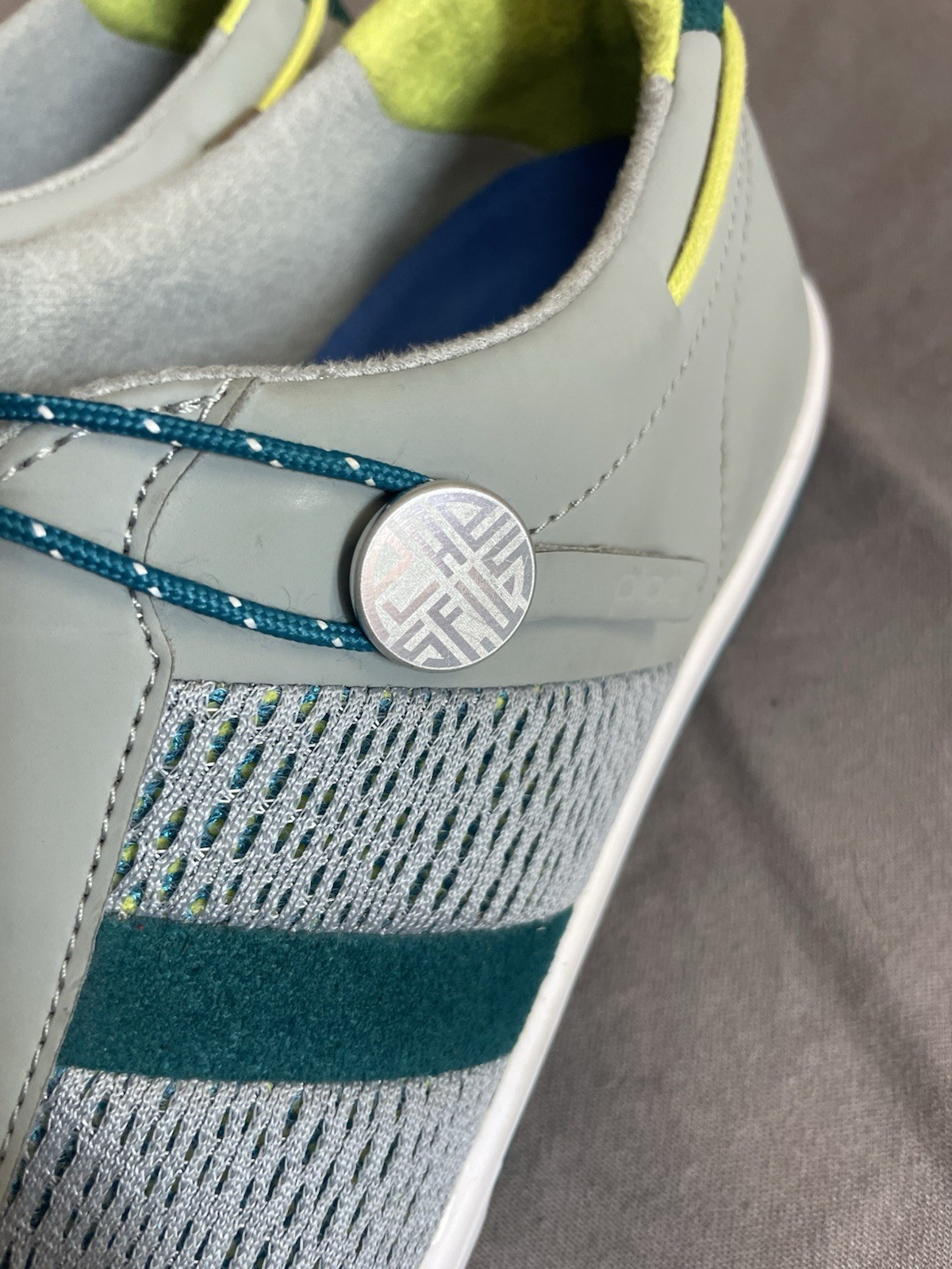 Plae Butler slip on lace shoes 10.5 women, 9 men’s