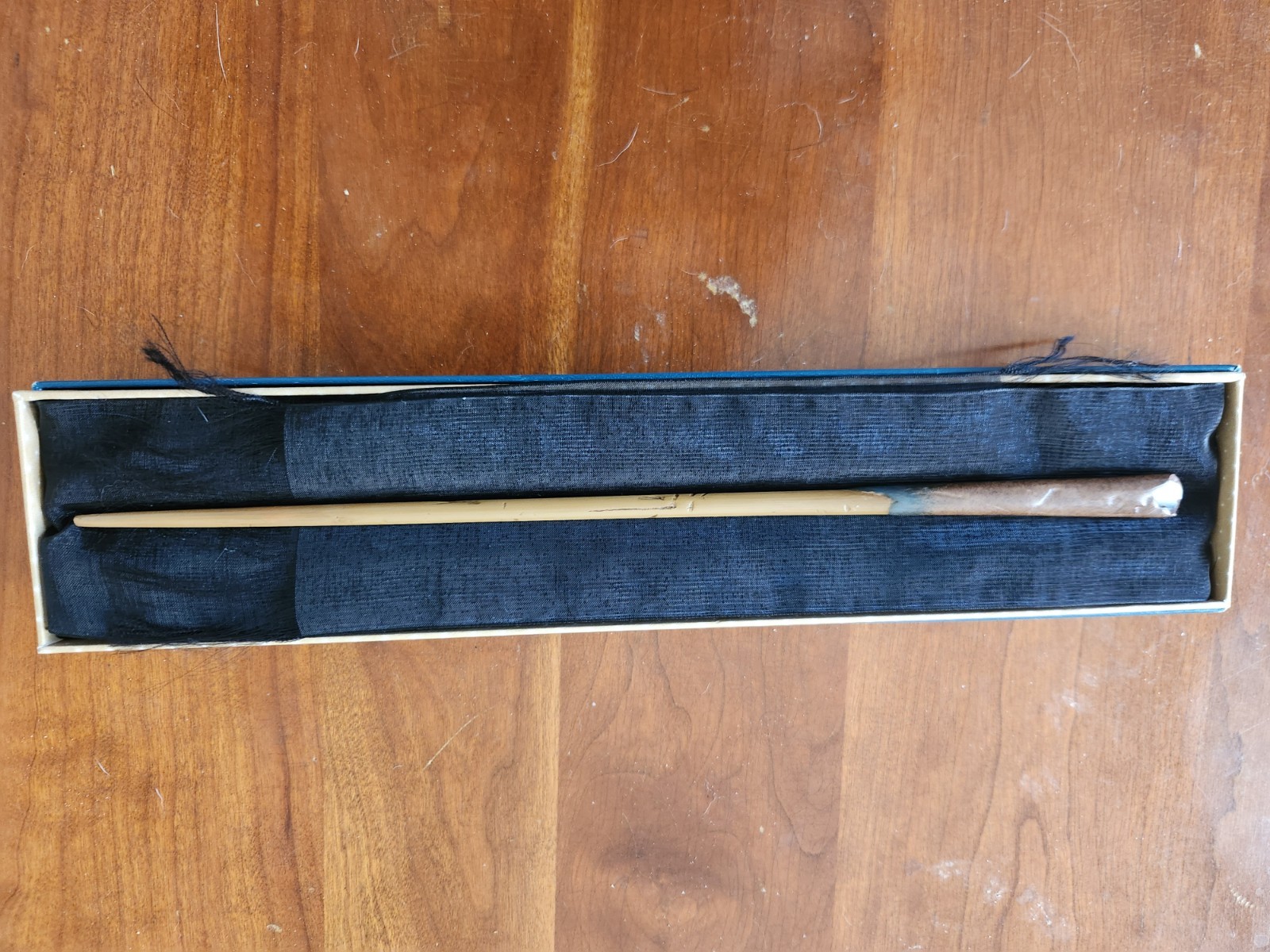 Fantastic Beasts Newt Scamander Replica Wizard Wand by Noble Collection