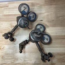 Purox R-205 Oxygen R-207 Acetylene Welding Regulators W/ Union Carbide Gauges