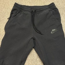 Nike Mens Tech Fleece Joggers Black Tapered Sweatpants Small CU4495-010