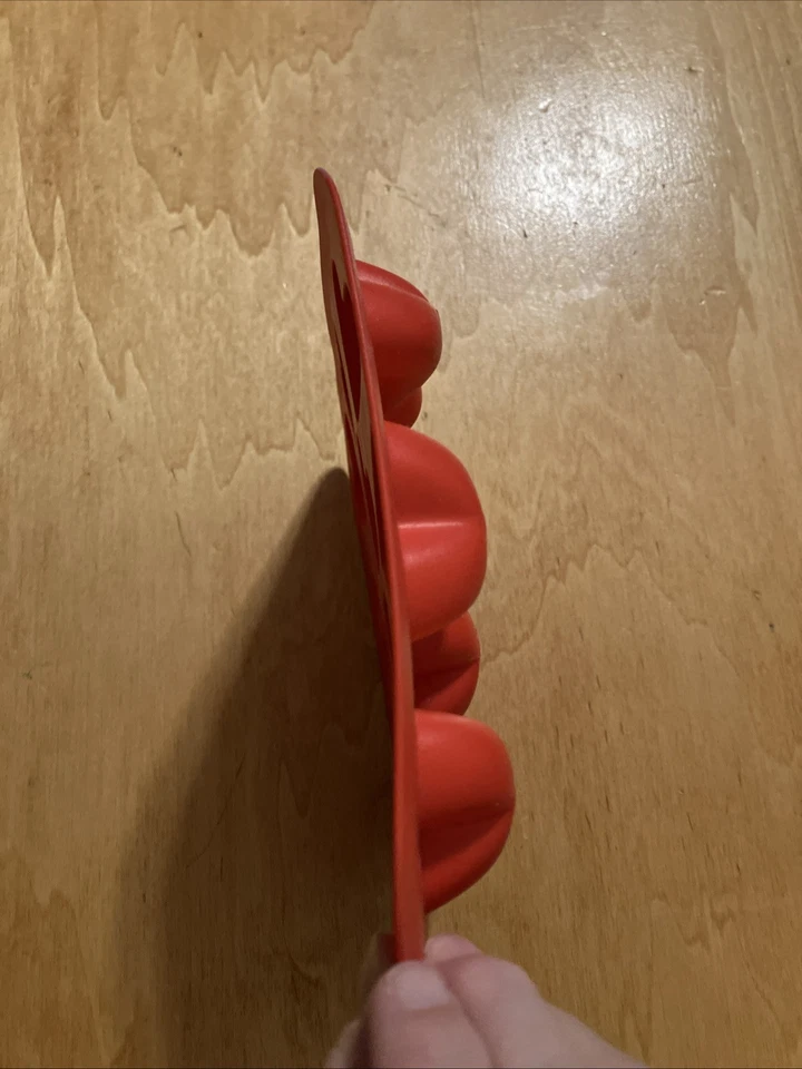 Silicone Heart Dessert Candy Mold - Ice Cube Tray - Image 3 of 4