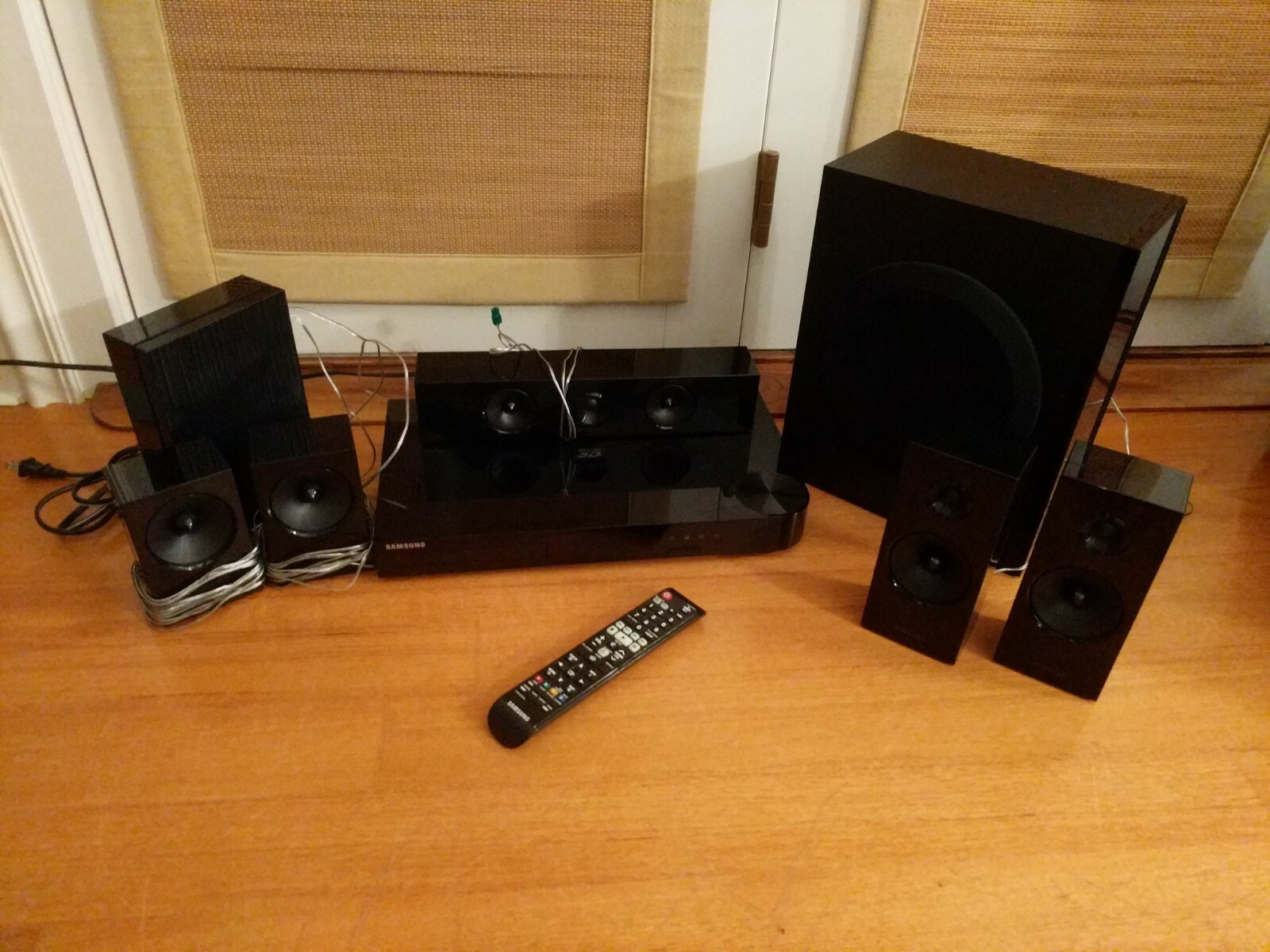 samsung 3d dvd player with surround sound