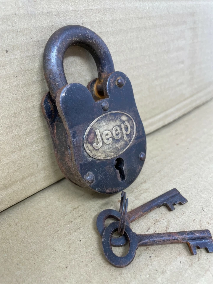 Candado con etiqueta Jeep de hierro fundido, acabado antiguo con 2 llaves realmente funciona Foto 4 de 4