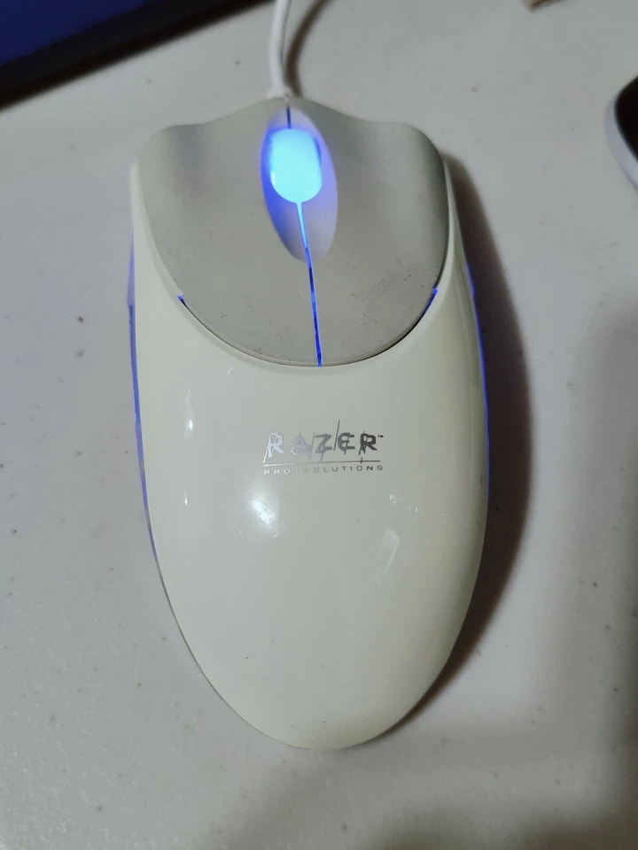Razer Pro Solutions PRO V1.6 Optical Mouse Wired RP01 Rare HTF Tested READ - Image 3 of 4