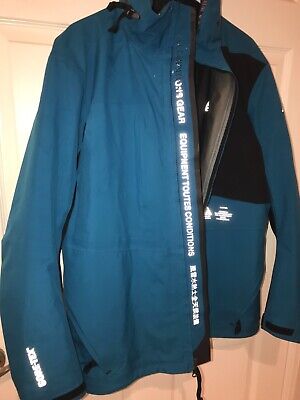 Nike Nikelab ACG 2 In 1 System Gore-Tex Jacket with Liner Nike Nikelab ACG 2 In 1 System Gore-Tex Jacket with Liner
