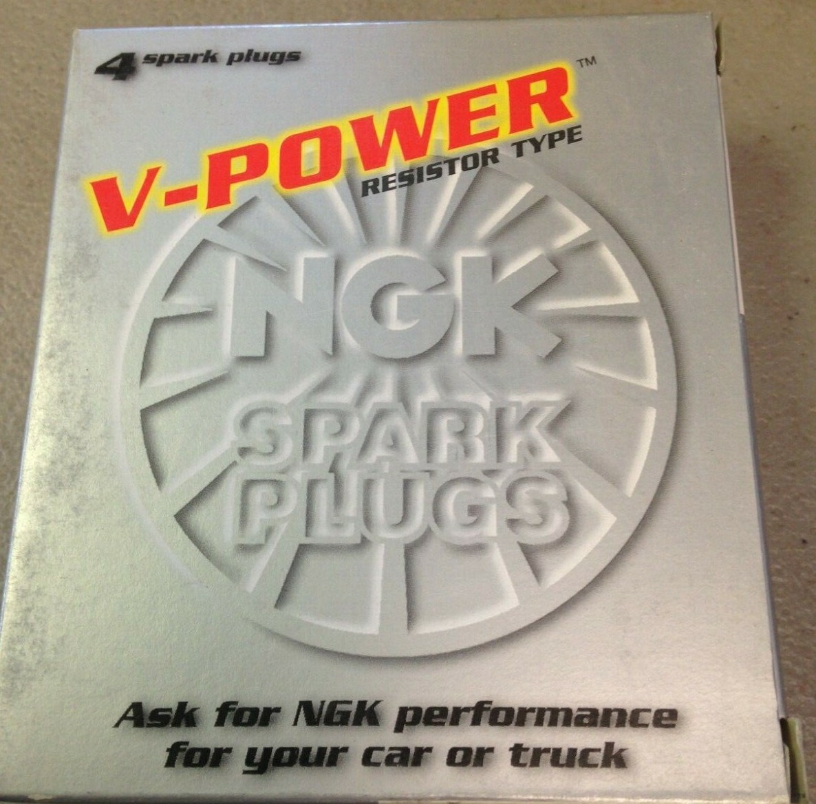 NEW NGK LASER PLATINUM SPARK PLUG, #7052, #Y R 5, PK/4