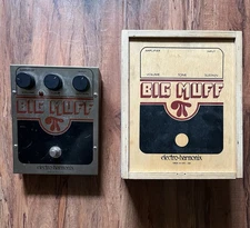 EHX NYC Big Muff Pi Fuzz Guitar Pedal Wood Box Frantone Era