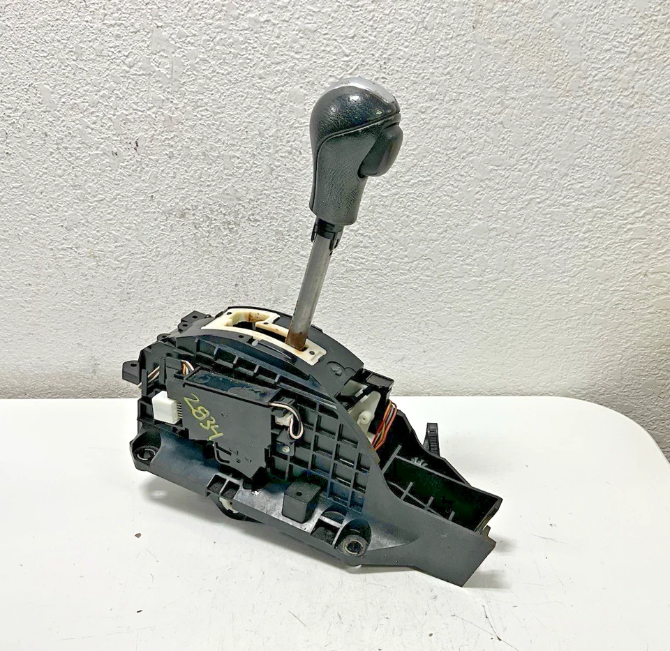 Nissan Armada 2017 transmisión automática conjunto de palanca de cambios OEM Foto 2 de 4