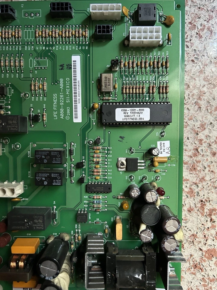 Life Fitness 93t 跑步机蜡控板 SN:TTD104680 — 第 2/4 张图片
