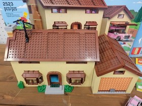 LEGO Simpsons House # 71006 with Instructions and Box