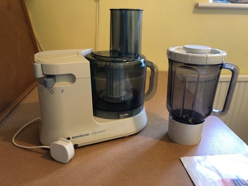 Kenwood Food Processor FP800. In Good Working Order, Clean Condition - Picture 9 of 10