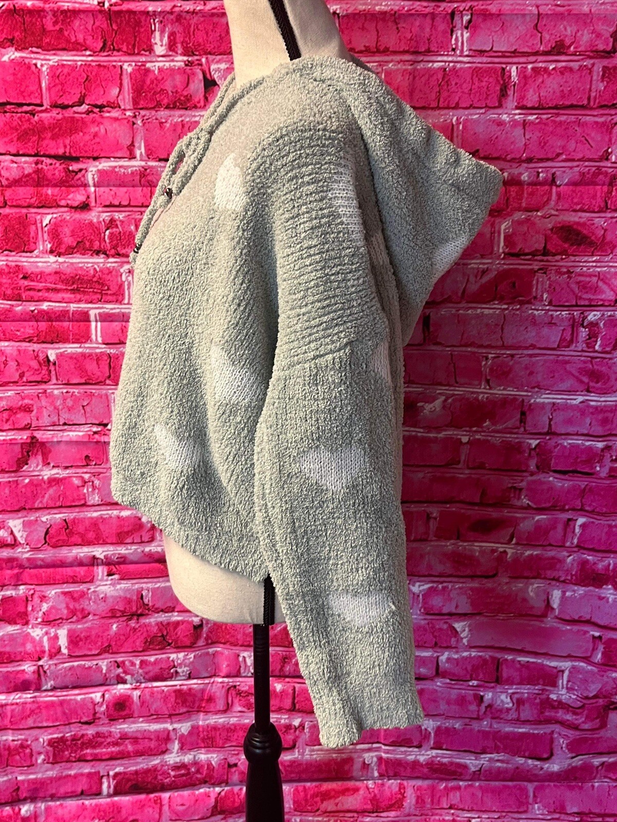 POL Green Heart Pullover - image 4