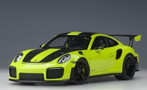 Porsche 911 (991.2) GT2 RS Weissach Package, Acid Green in 1:18 scale by AUTOart - Picture 1 of 5
