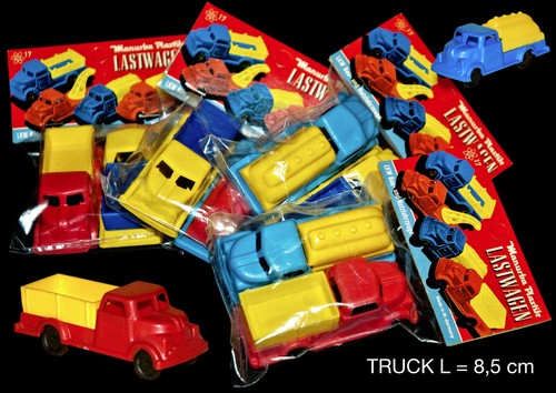 MANURBA WUNDERSCHÖNES 8,5 cm PLASTIK LKW TRUCK PAAR 1970er JEAN HÖFLER - Bild 6 von 6