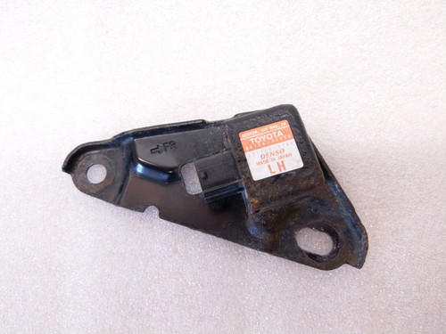 Toyota Prius 2 II Airbagsensor Crash Sensor Airbag Modul Steuergerät 89174-47040