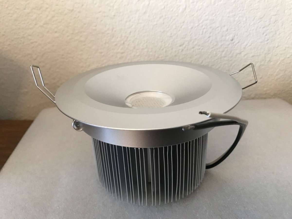 Recessed Can Ceiling Light UV Industrial Hospital Grade Metal