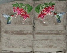 RUBY THROATED HUMMINGBIRD Beige 3 Piece BATH HAND TOWELS EMBROIDERED