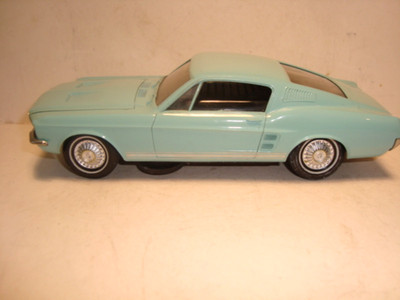 AMT 1967 Ford Mustang Fastback Philco Radio Dealer Promo Model Car