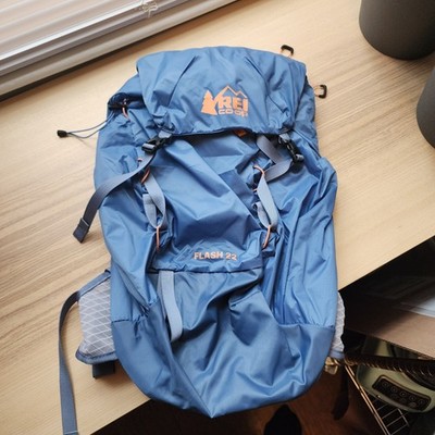 REI Co-Op Flash 22 Lightweight Backpack Day Pack Hiking Frameless