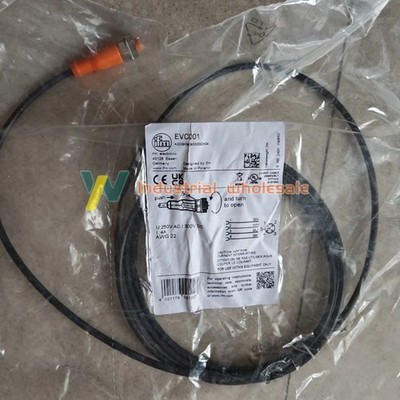 1PCS NEW IFM Connecting Cable EVC001