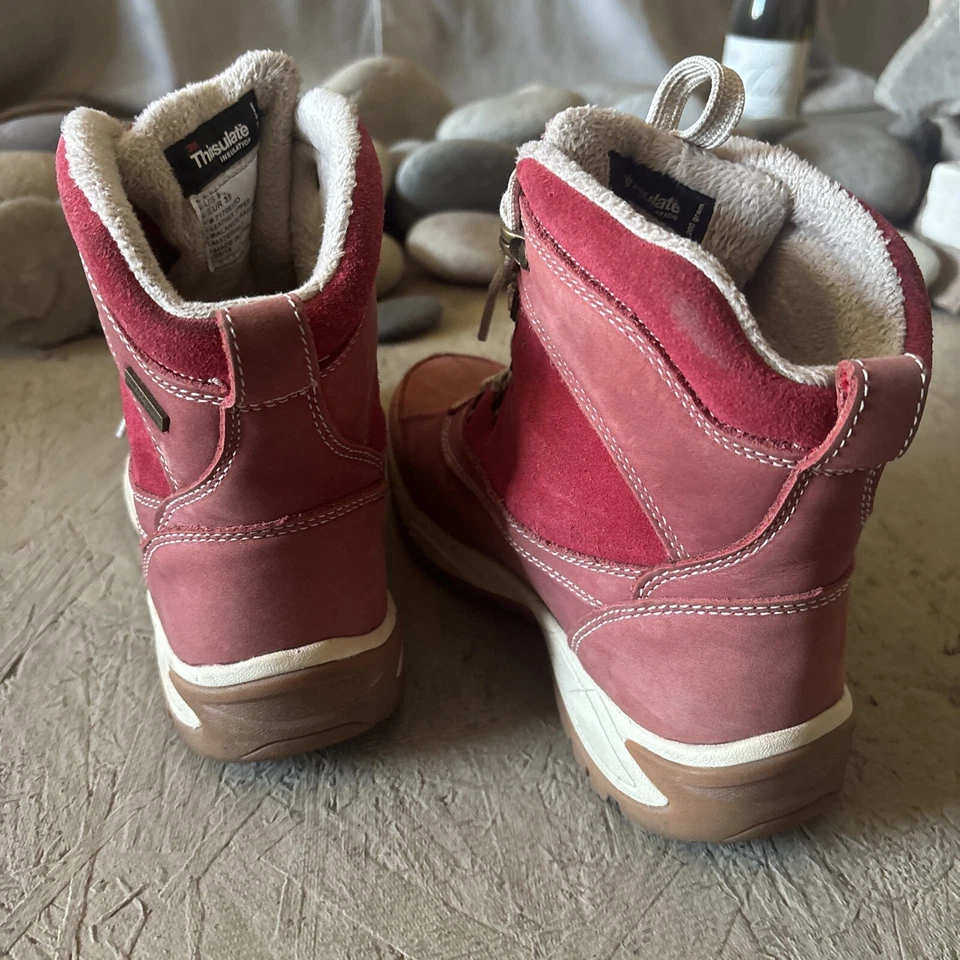 Bota de Senderismo Kodiak Para Mujer Aislada Cuero EE. UU. Talla 8 Repelente X Invierno Impermeable Foto 2 de 4